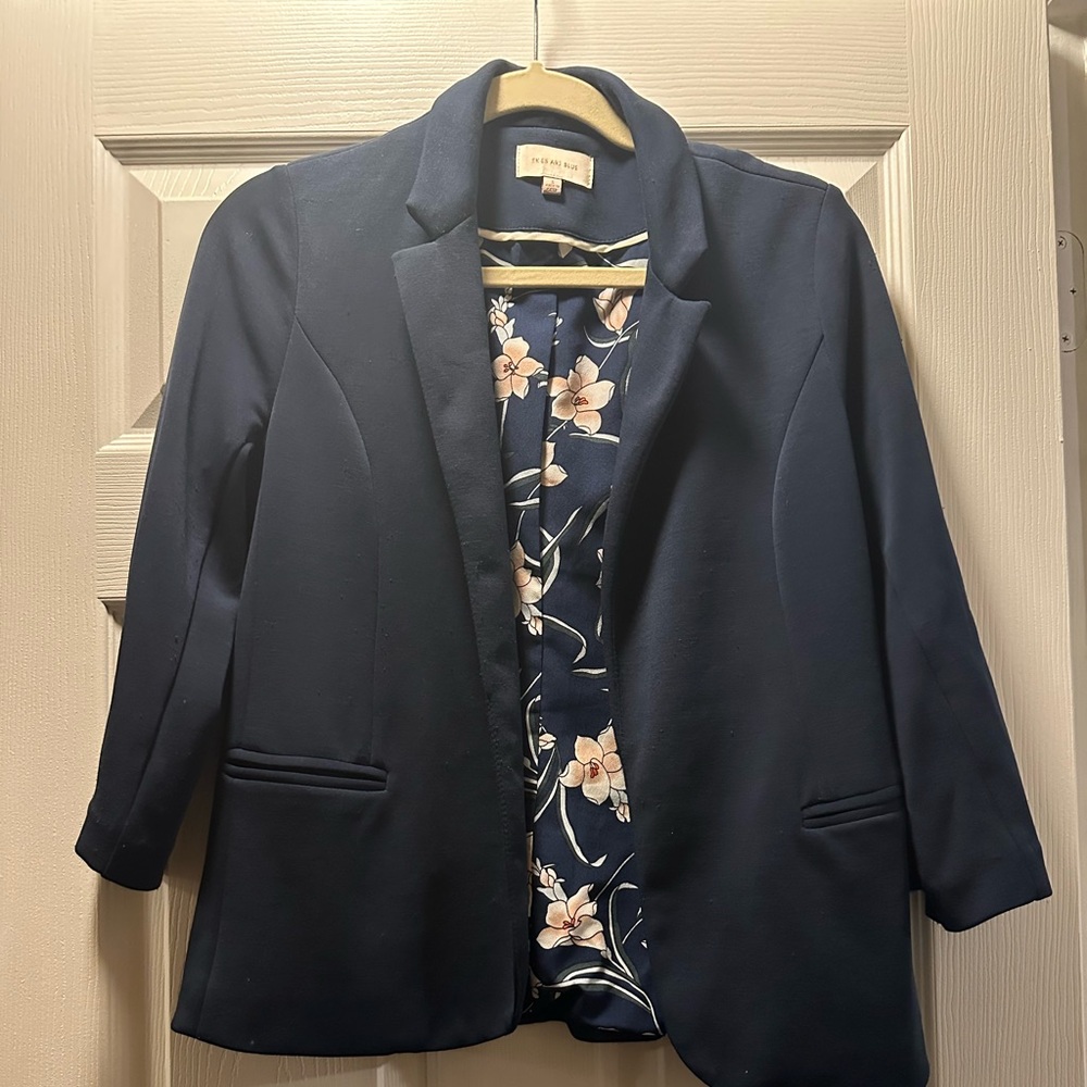 Navy open front blazer